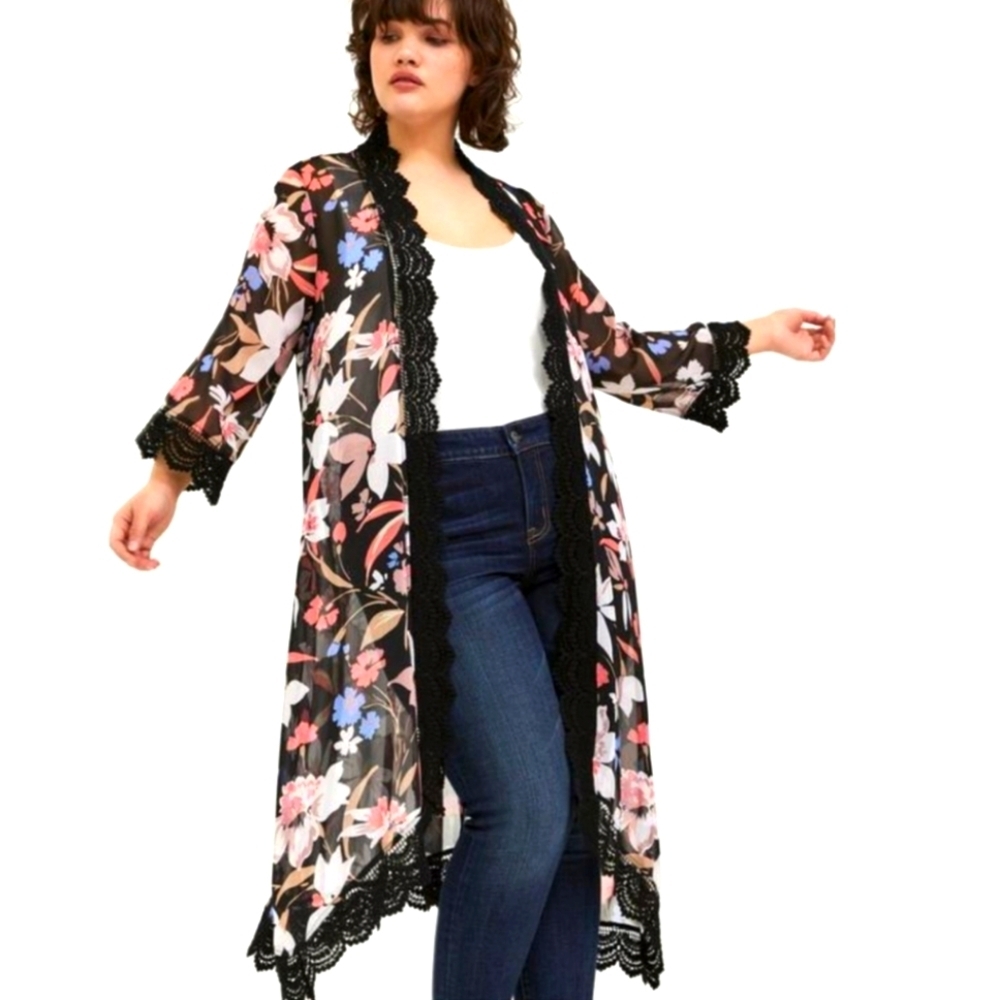 Torrid Crochet Trim Floral Kimono